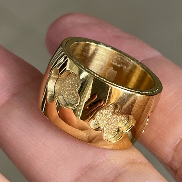 Gold tone stainless steel teddy bear wide band ring - Picture 8 of 12